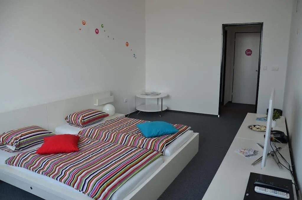 Aerorooms Prague Hotel