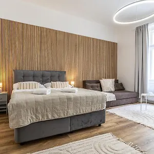 Apartment Apartmanovy Dum Centrum 